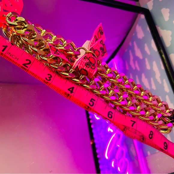 Barbie Necklace - Picture 7 of 7